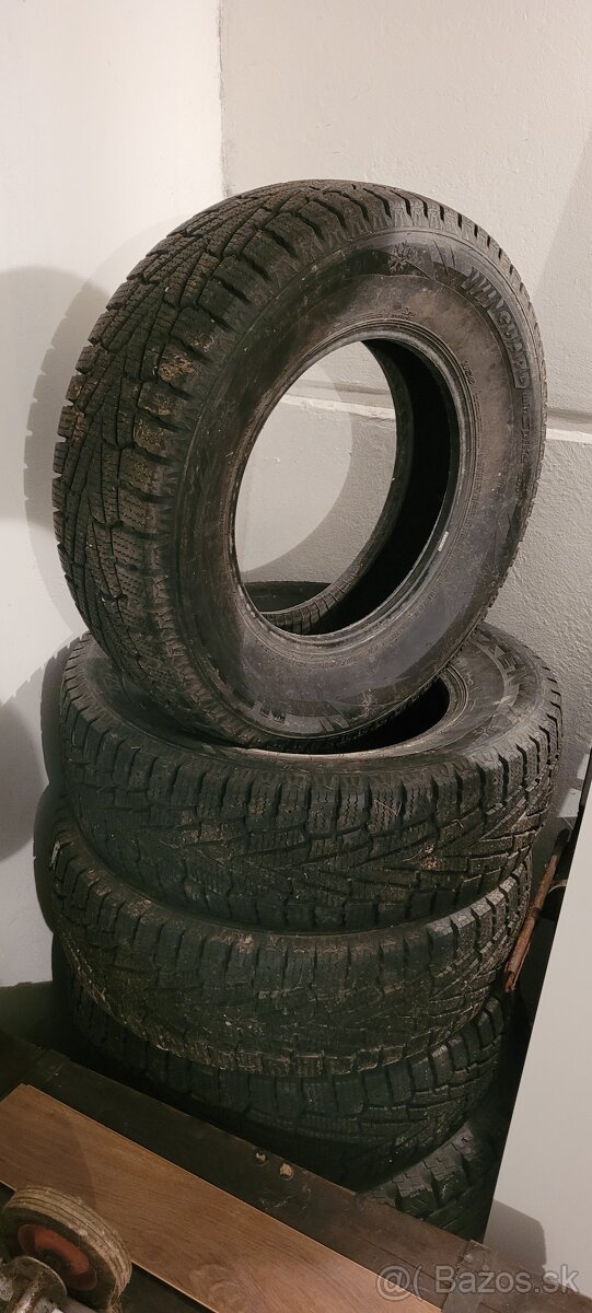 Nexen 265/70 R17 - 2