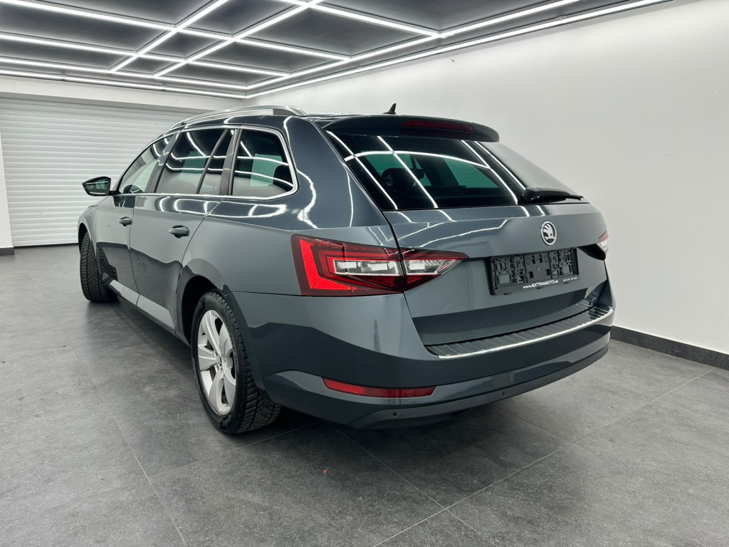 Škoda Superb Combi 2016 - 2