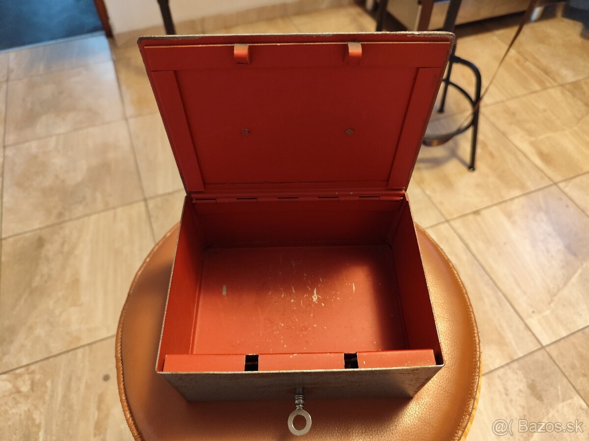 Prirucna pokladnicka - 2