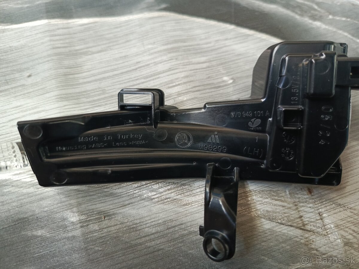 Smerovka spätného zrkadla Skoda Superb lll - 2