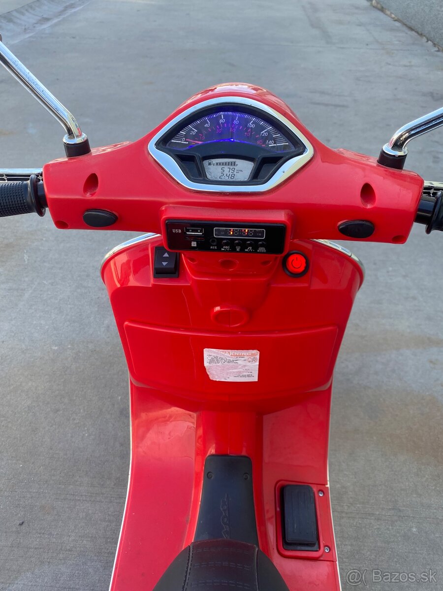 Elektricky detsky skuter Vespa - 2