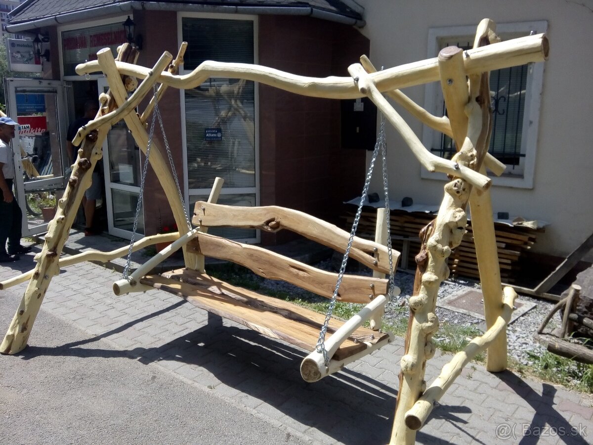 Hojdačka z agátu - 2