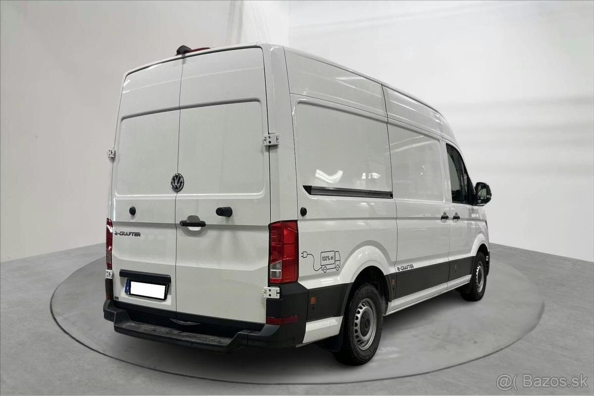 VW CRAFTER e 100kW elektro - 2