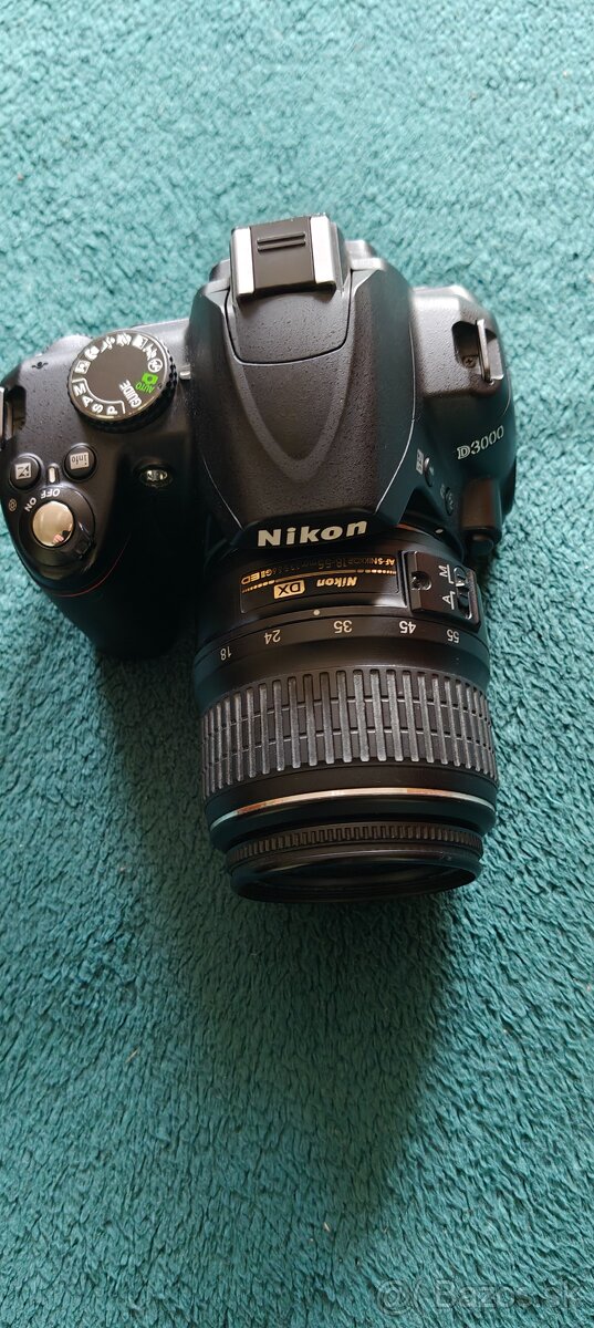 Nikon D3000 - 2