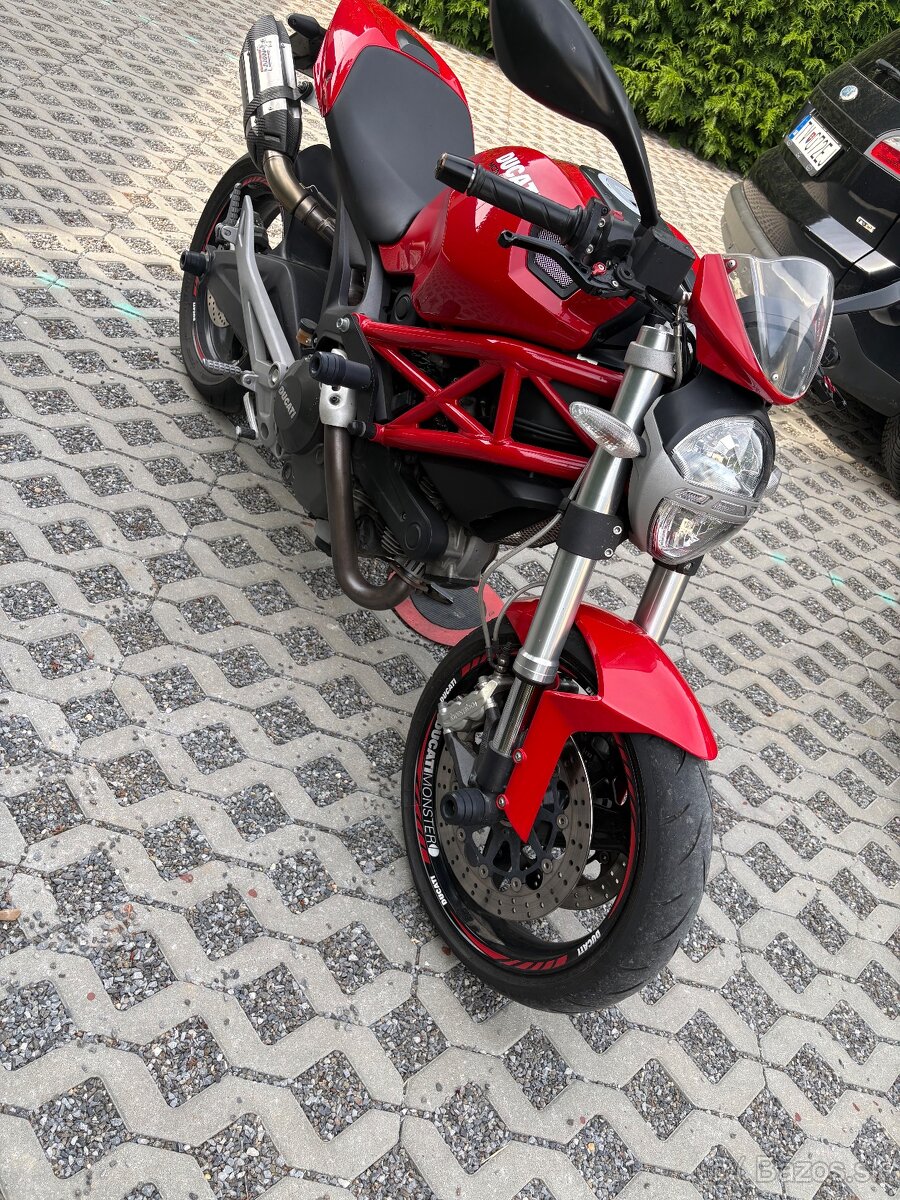 Ducati Monster - 2