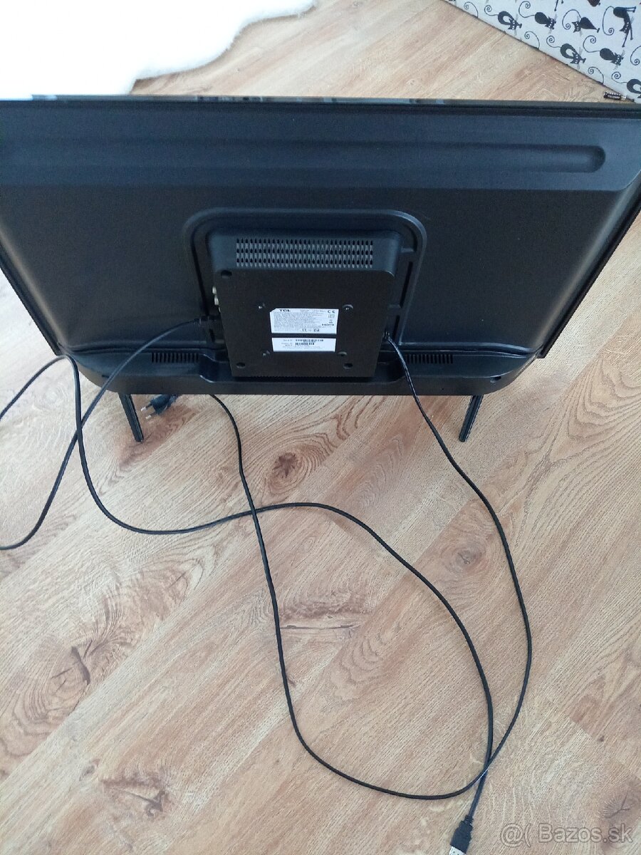 Televízor TCL - 2