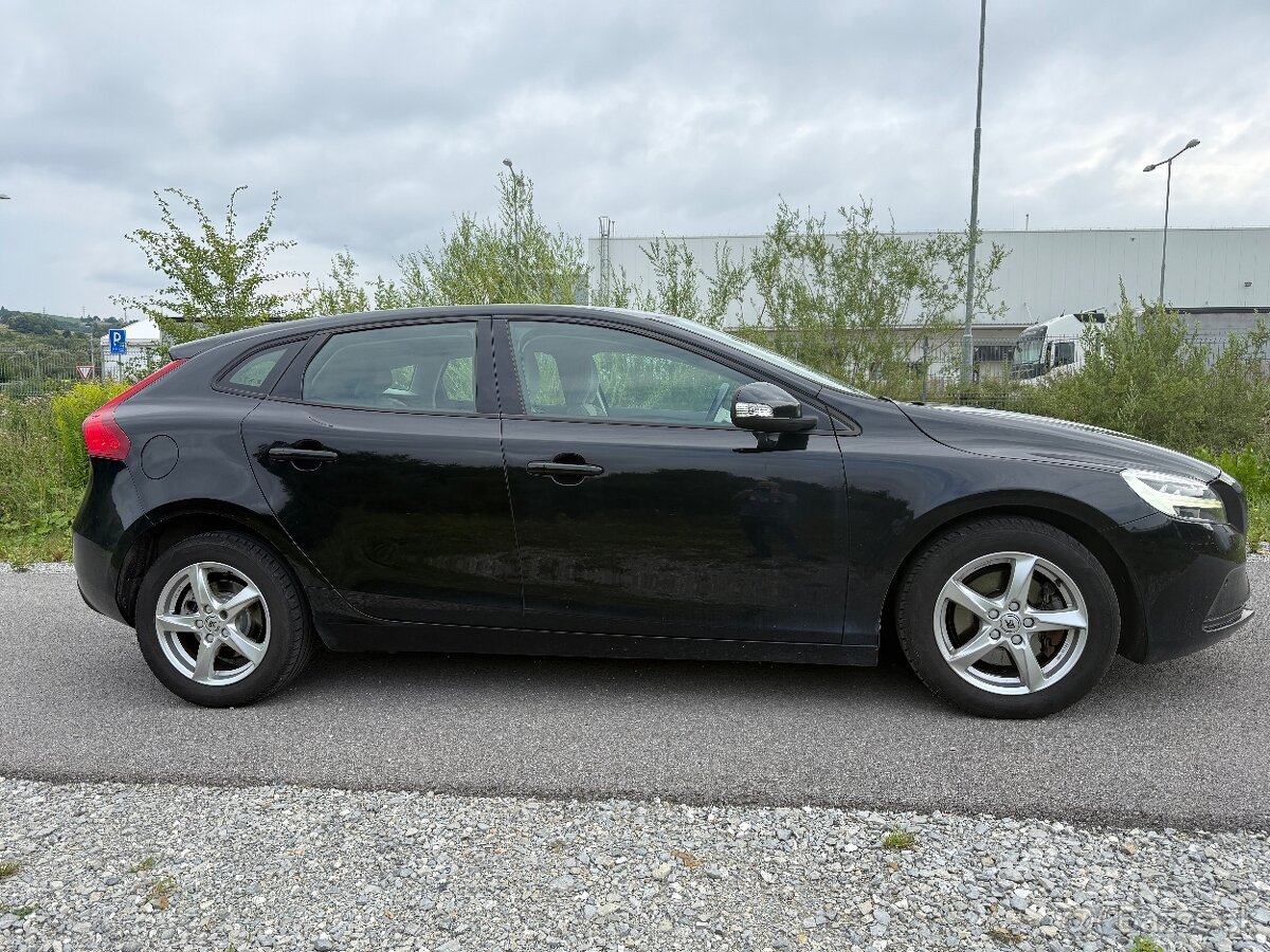 Volvo V40 T2 r.v. 2019 - 2