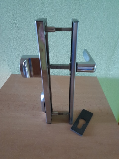 Kovanie na dvere - 2