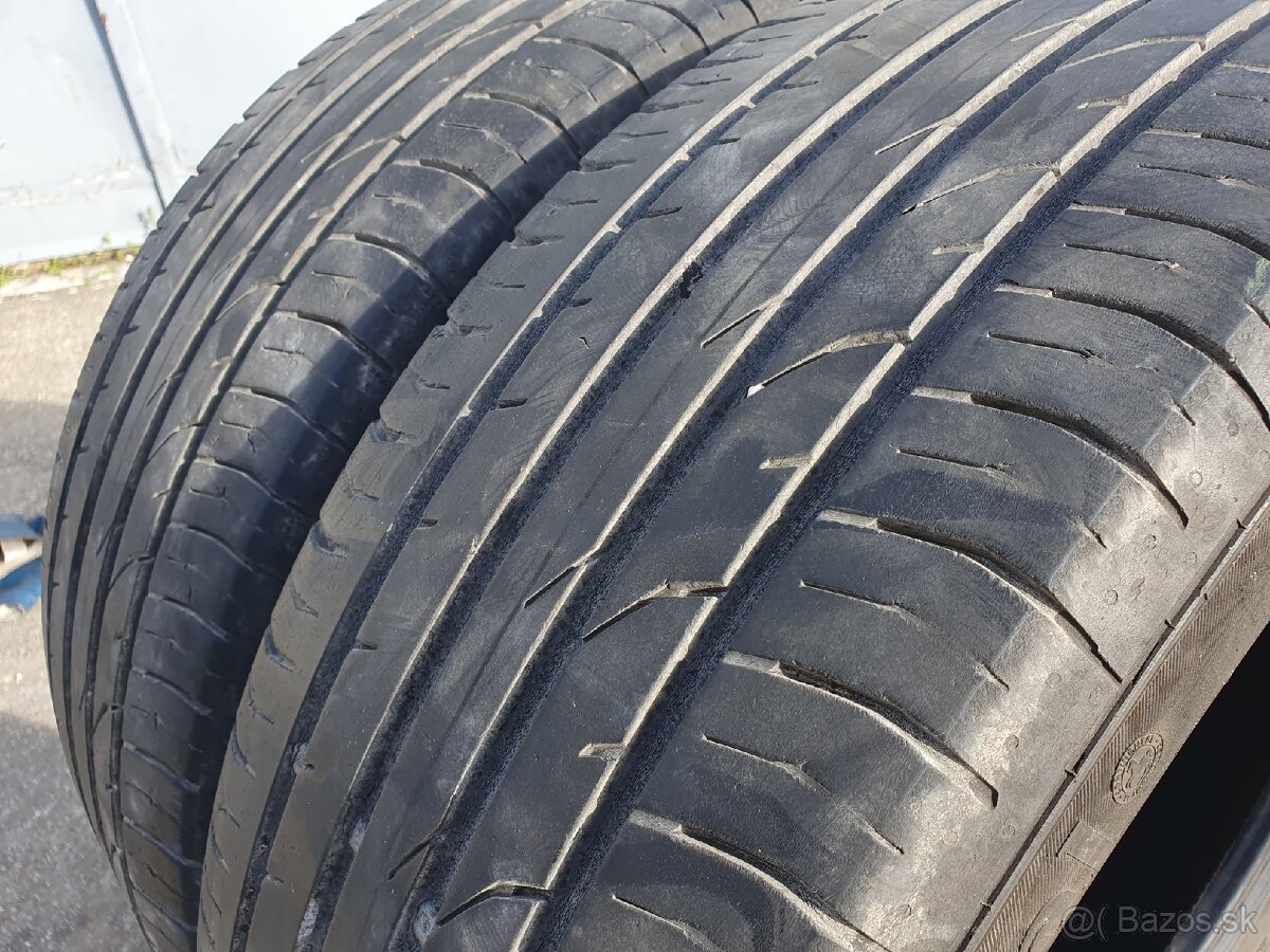 215/55R18 Continentál - 2