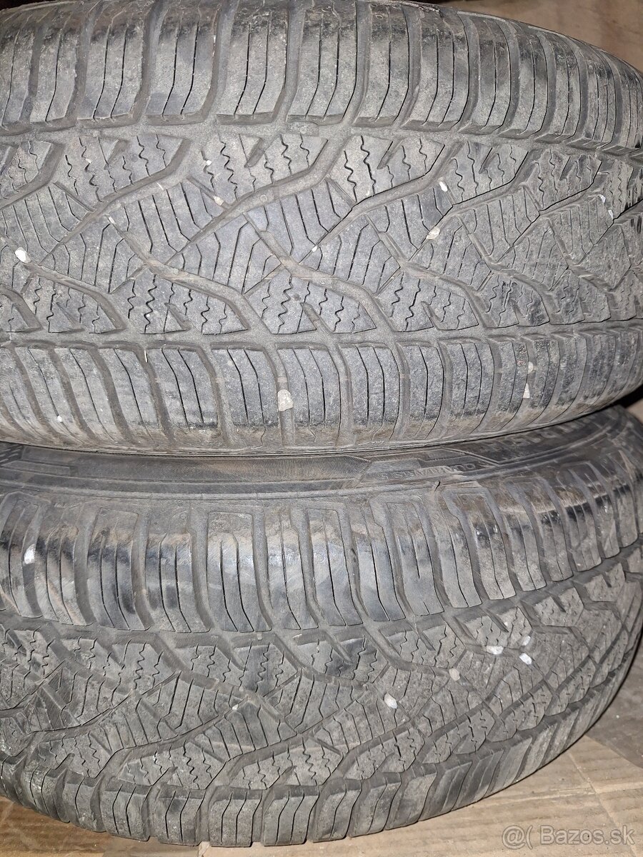 5x100R15 celoročne pneu.195x55R15 - 2