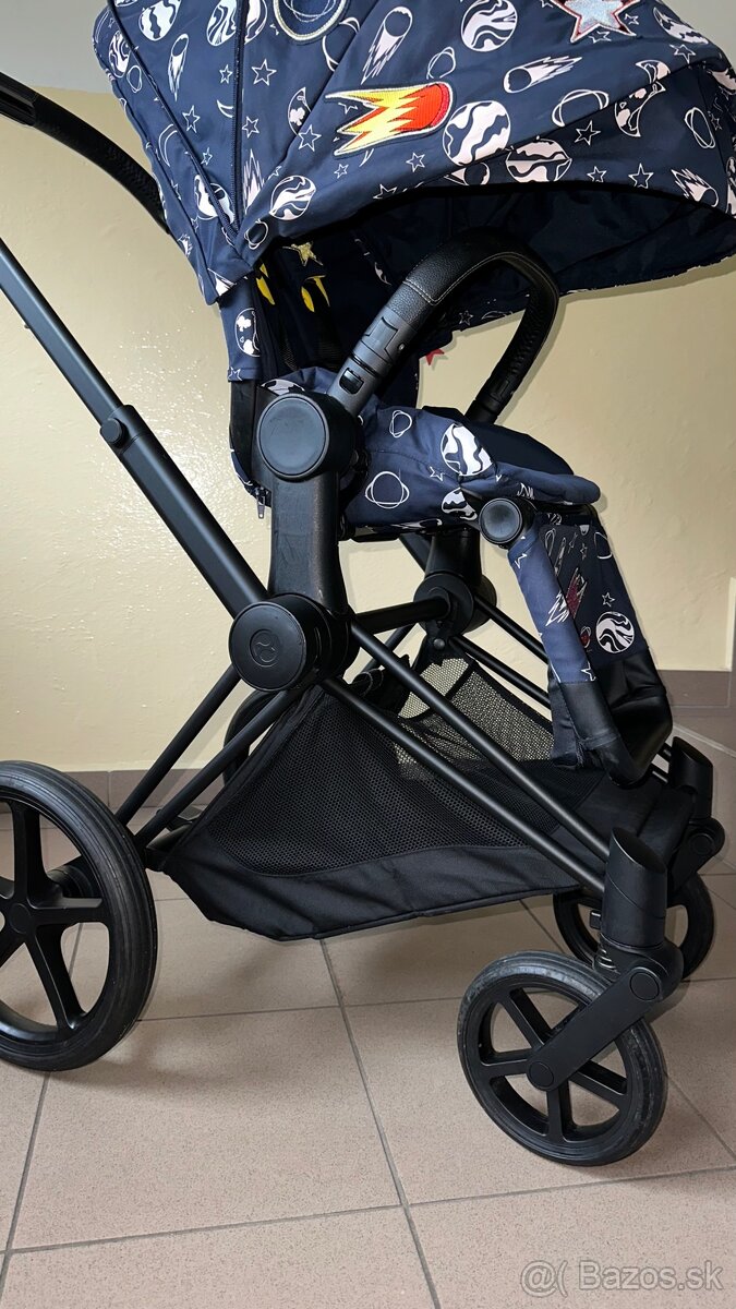 Cybex priam space rocket - 2