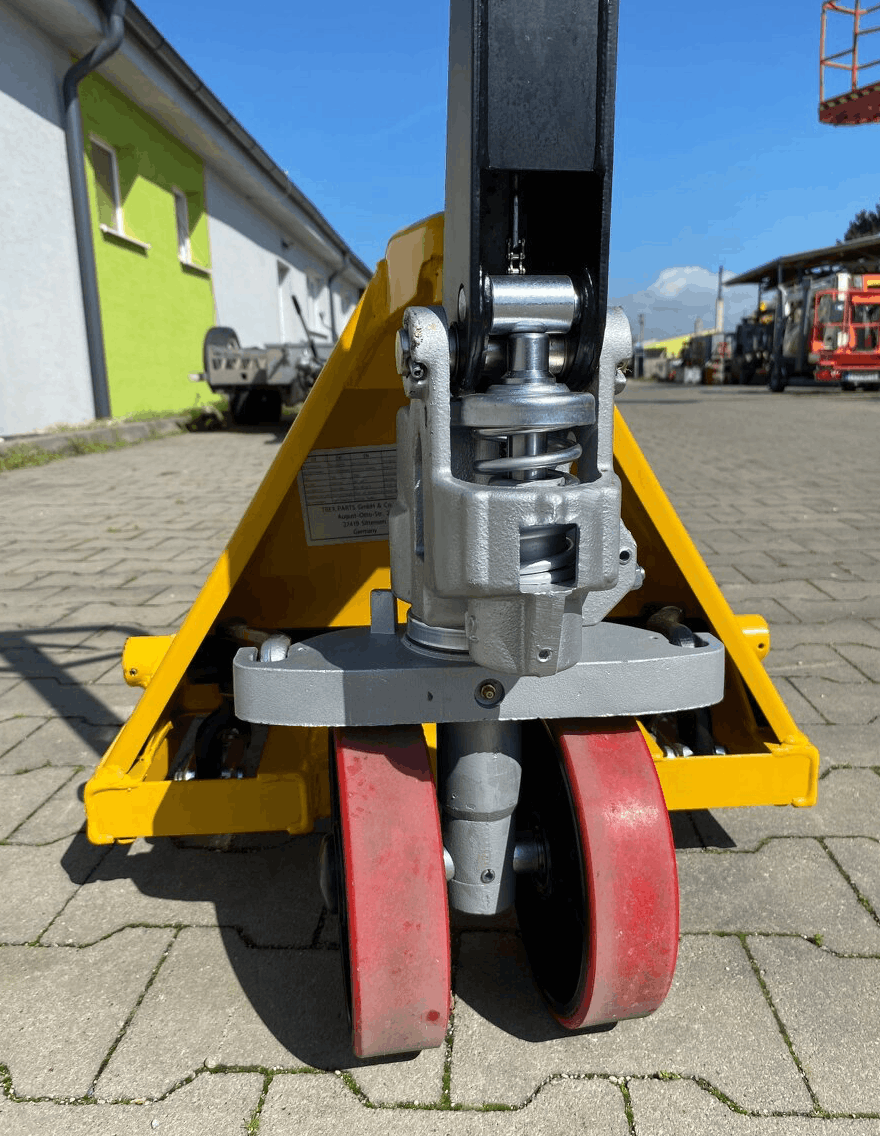 Paletový vozík 2500 kg - 2