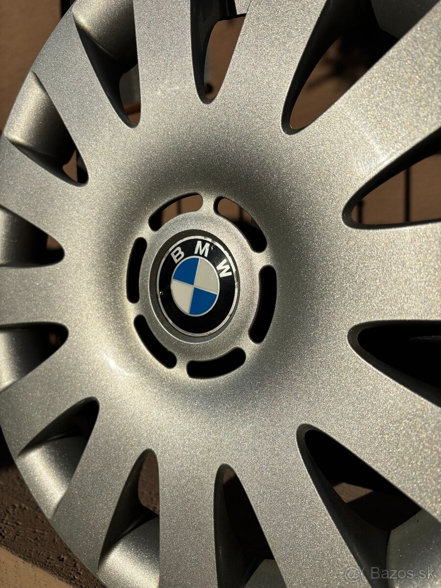BMW 3 e46 - 4ks puklice - 2