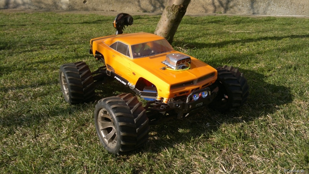 Rc Traxxas EMAXX brushless 4x4 - 2