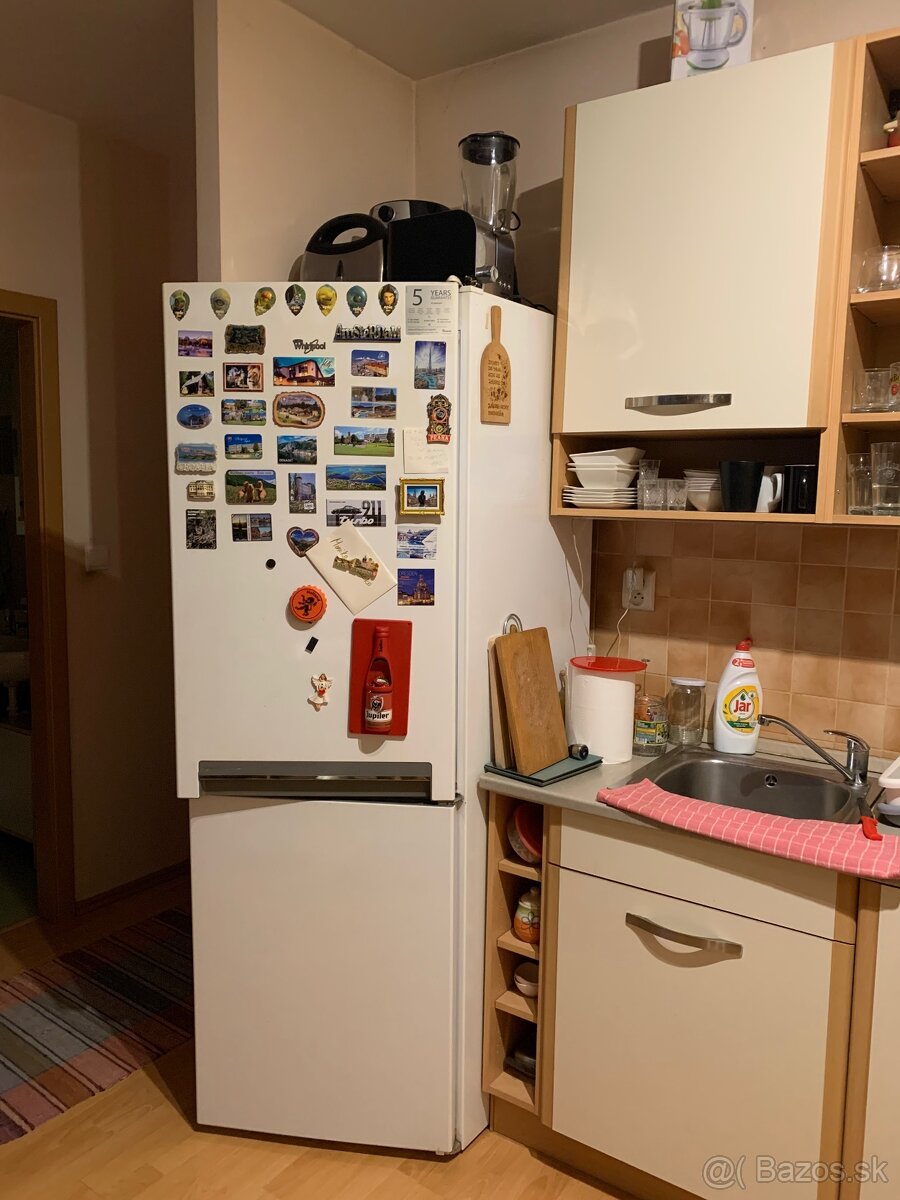 Predám chladničku s mrazničkou - 2