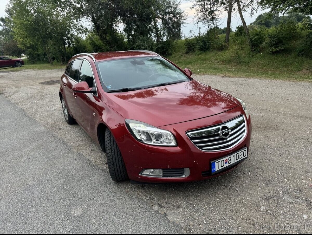 Opel Insignia Sports Tourer 2010 2.0CDTI 96kW - 2