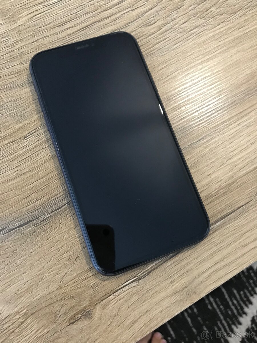 iPhone 11 64GB - 2
