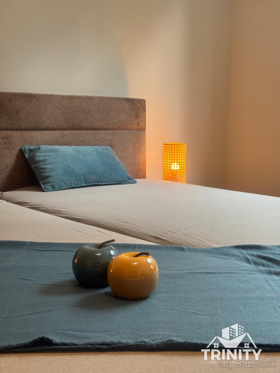 Na prenájom 1-izbový byt neďaleko stanice v Nových Zámkoch - 2