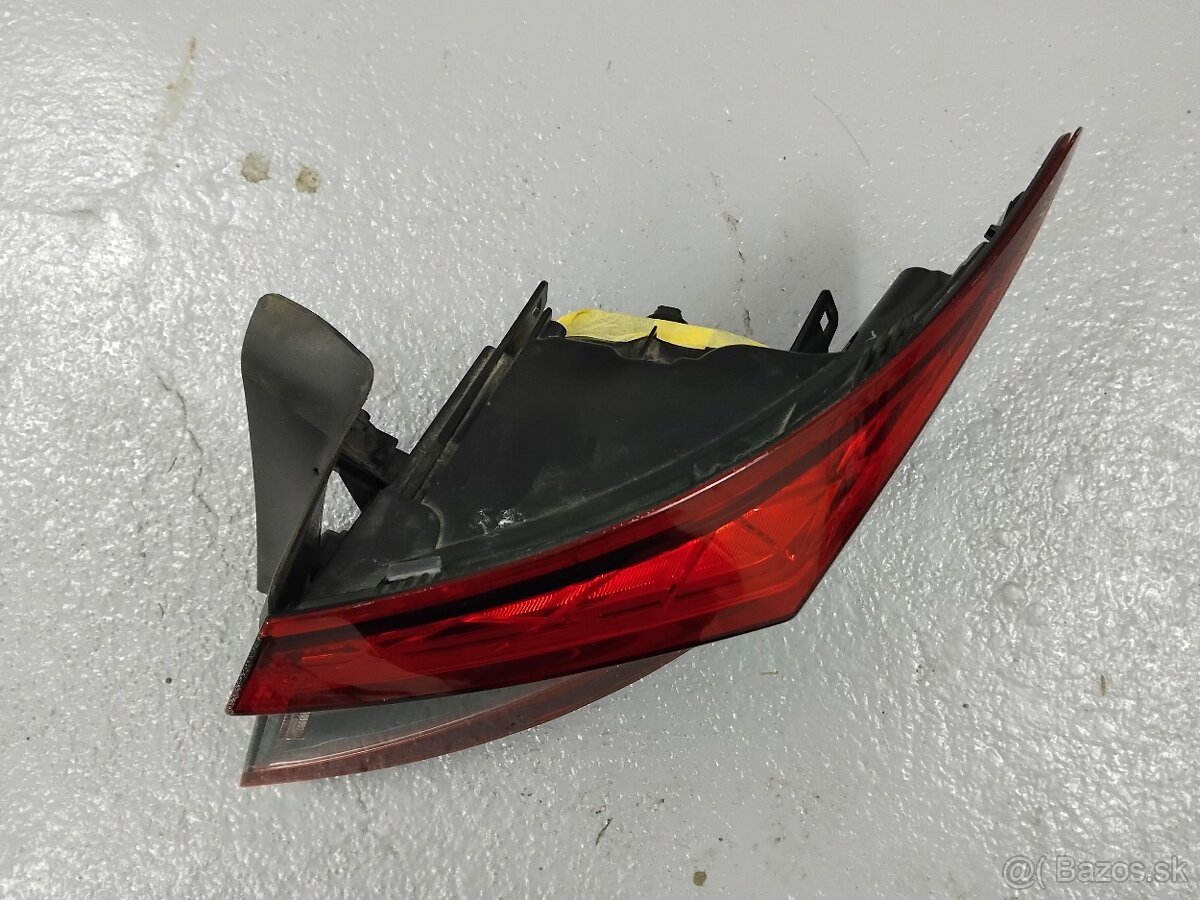 Zadné svetlo ŠKODA KAROQ - 2