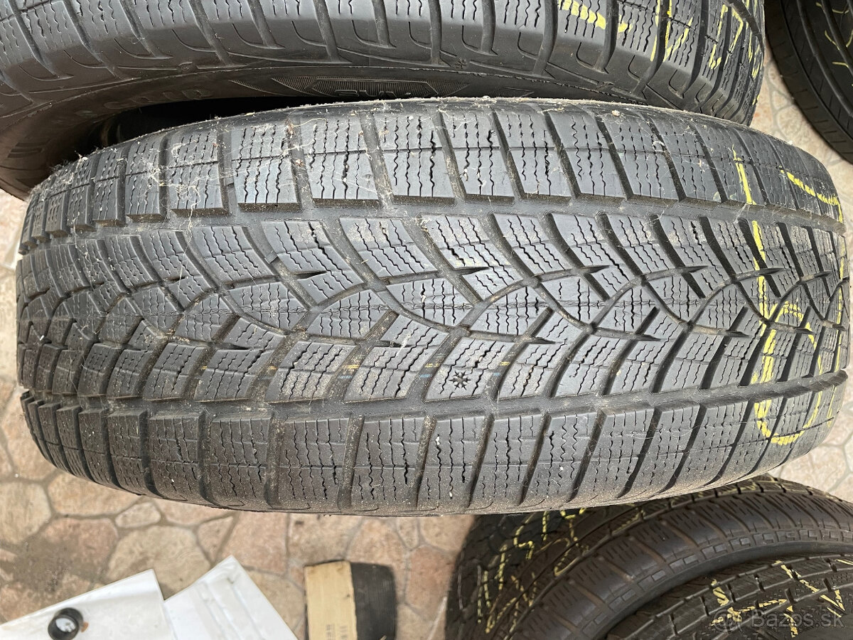 225/60 R17 Goodyear (zimné) - 2