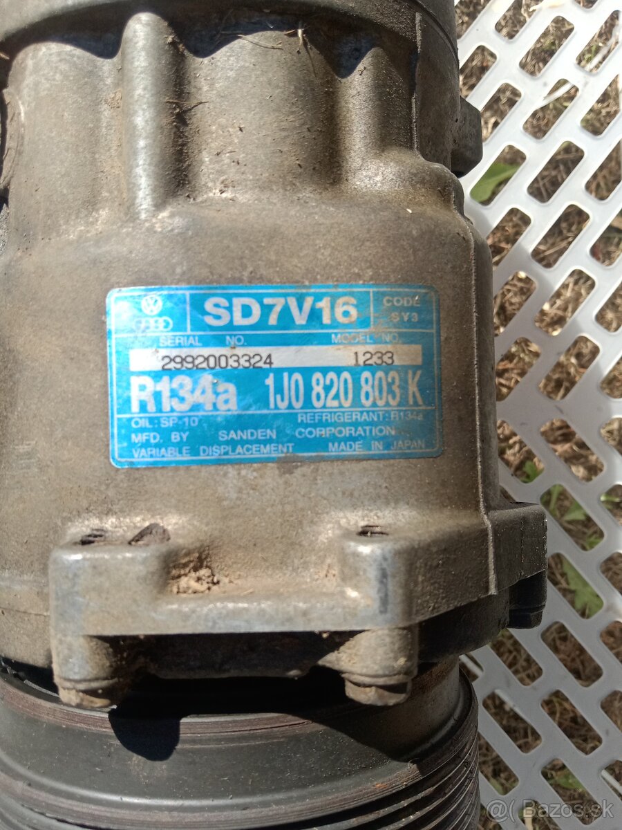 Rozpredám golf 4 1.9tdi 66kw r.v.2001 - 2