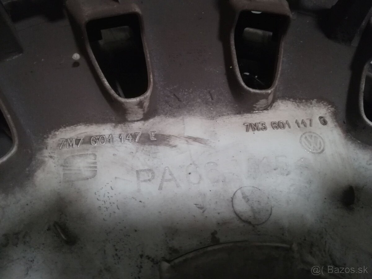 Puklice Volkswagen 16'' originalne - 2