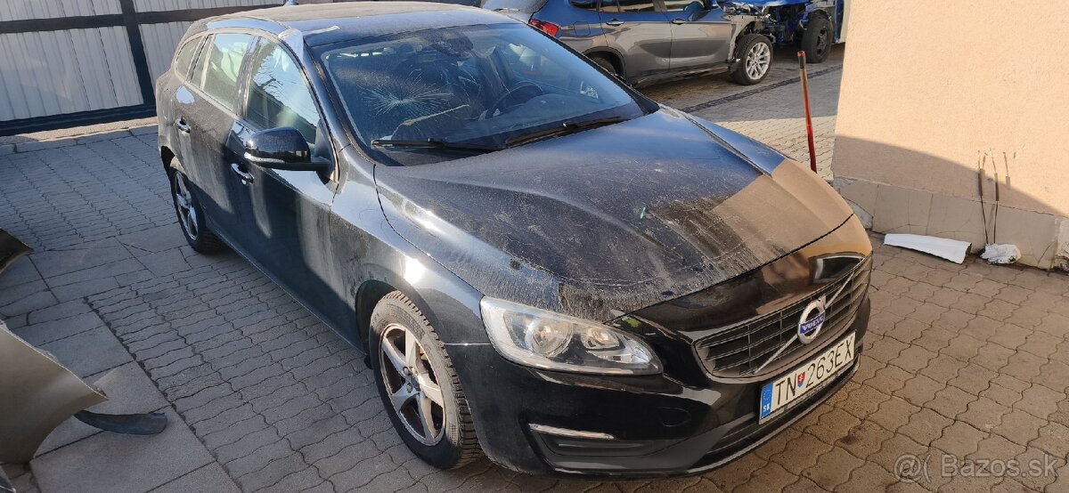 Volvo v60 1.6d 2016 automat rozpredám - 2