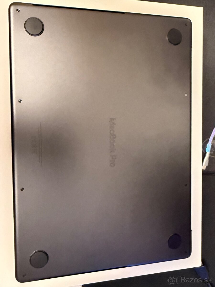 MacBook Pro 14” M4 – 16 GB RAM / 512 GB SSD - 2