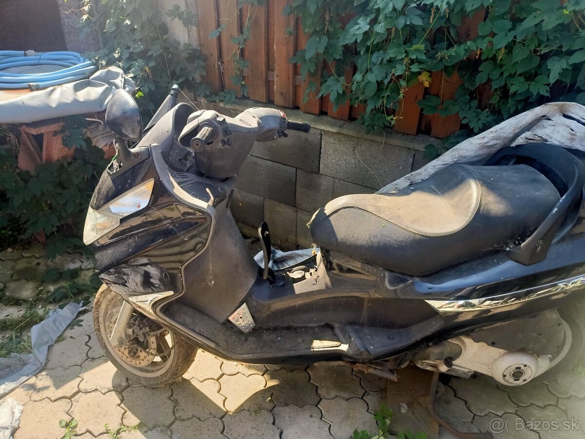 Piaggio x8 , xevo 125 - 2