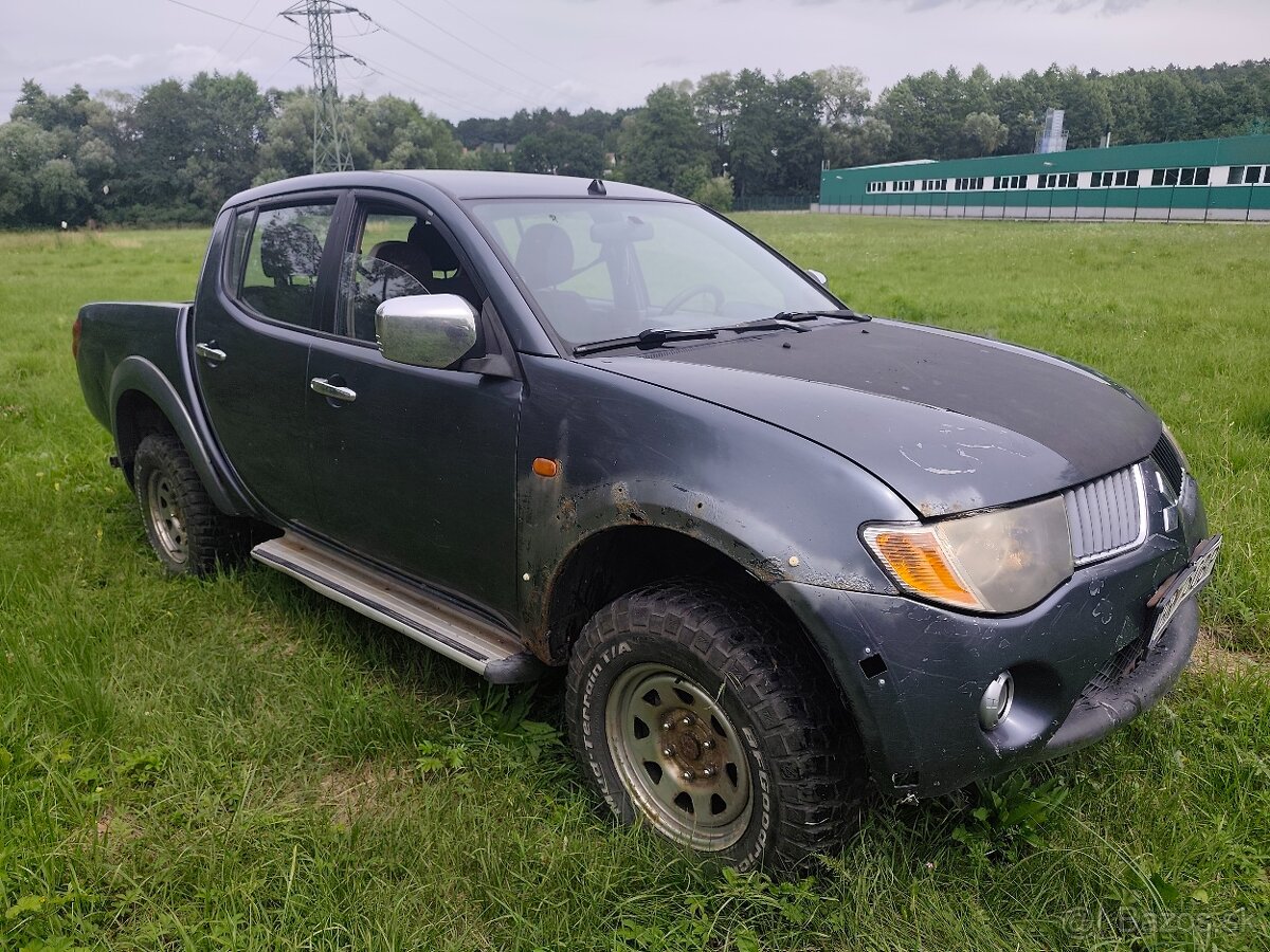 Mitsubishi l200 - 2