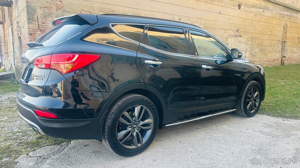 Hyundai Santa Fe CRDI 4x4 A/T - 2