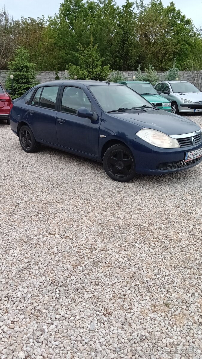 Renault Thalia 1.2 benzín 2011.12 MESIAC - 2
