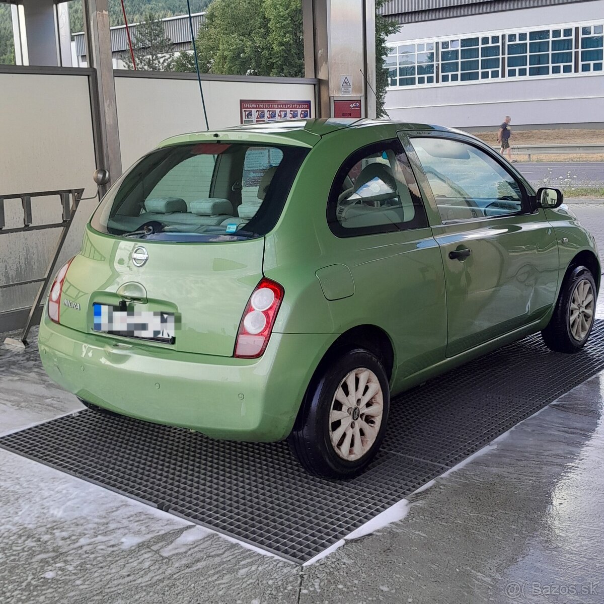 Nissan Micra - 2