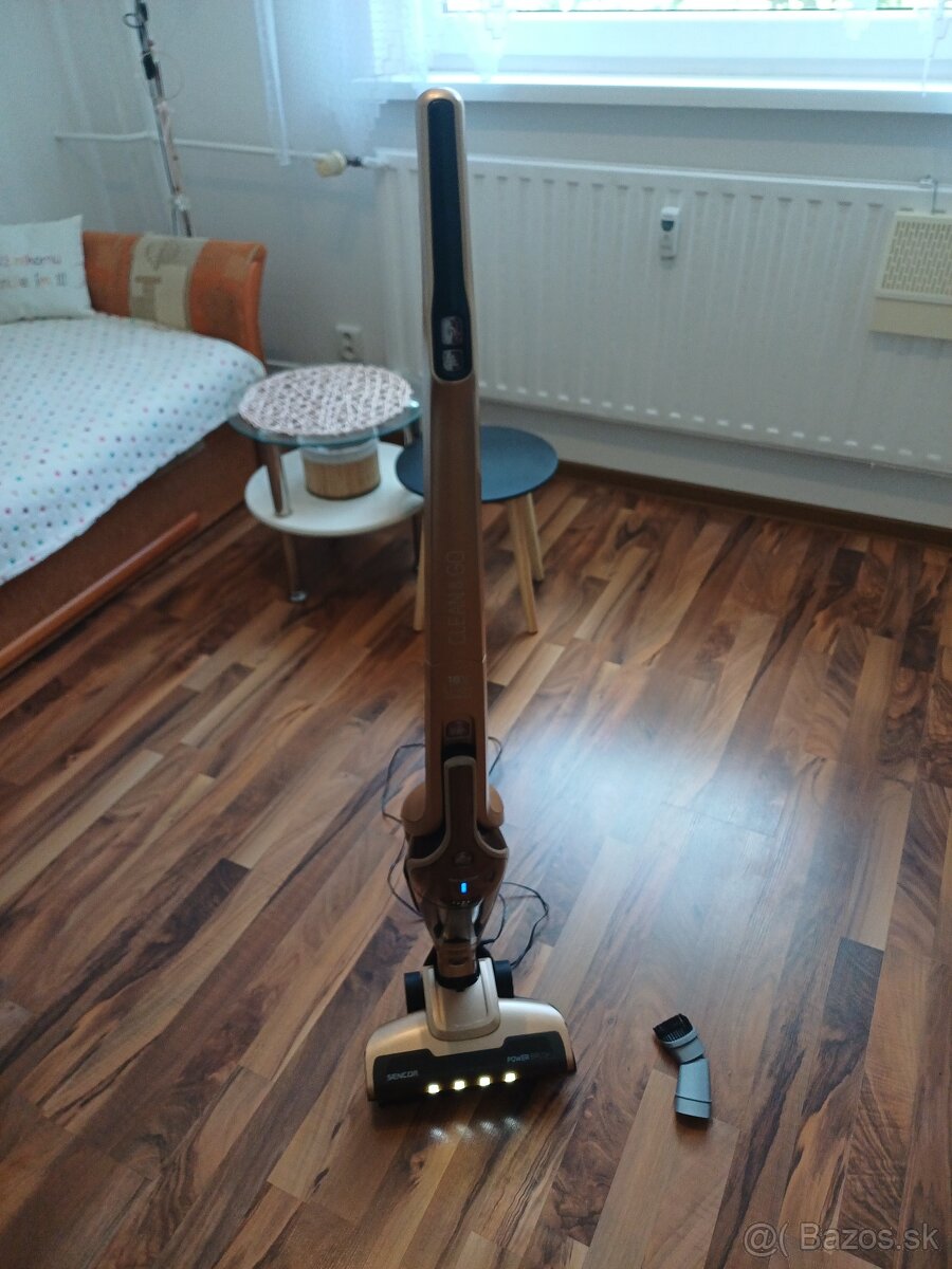 Predám vysávač SENCOR SVC 8618GD CLEAN&GO - 2