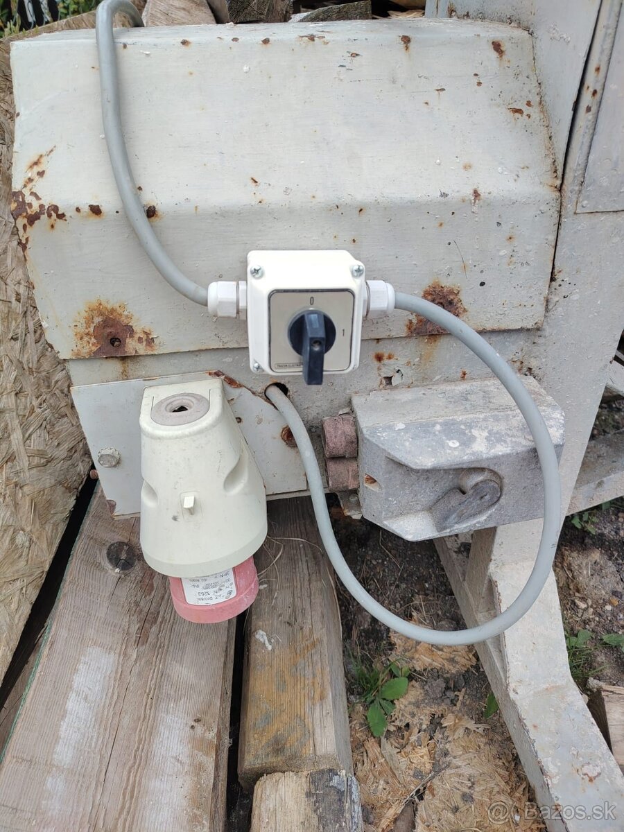 Miesačka 400 V - 2