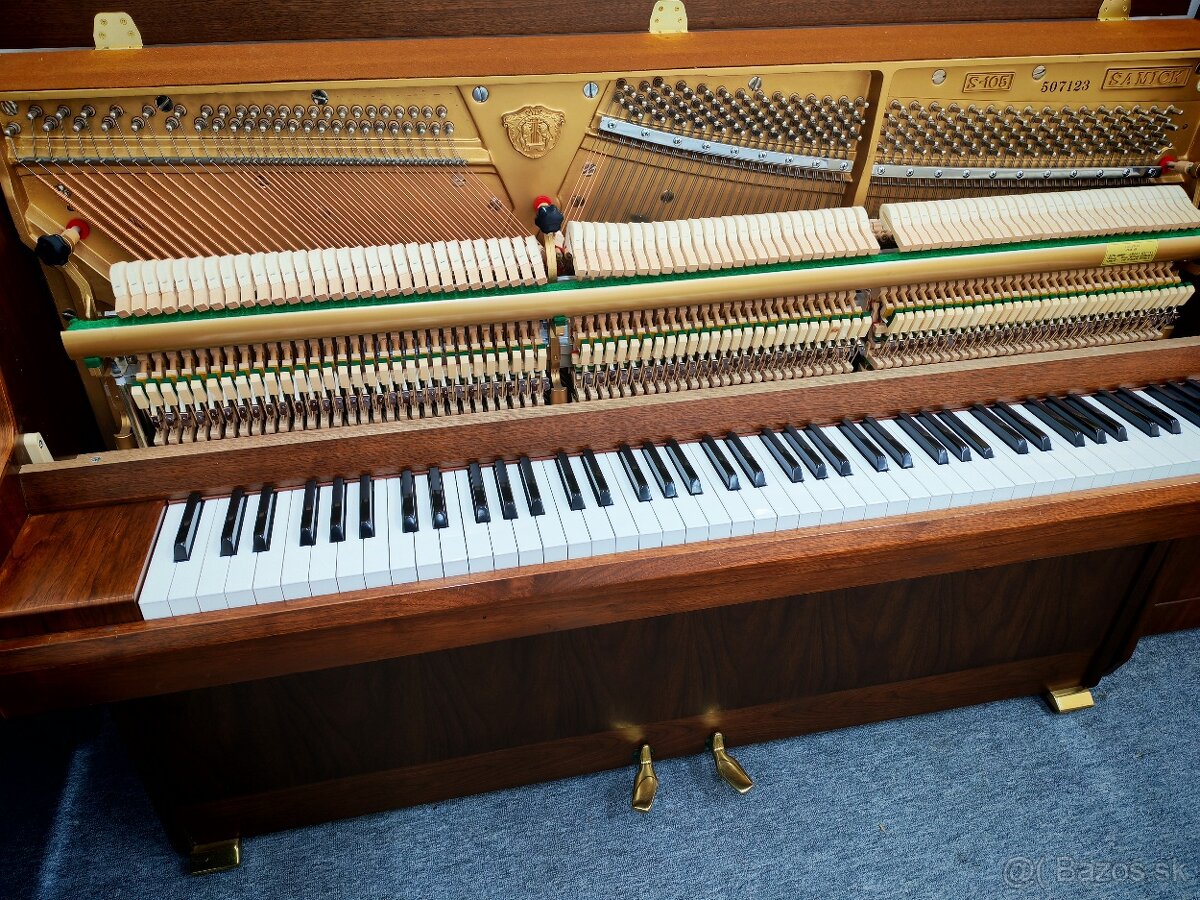 Samick moderné piano dovoz celá SR - 2