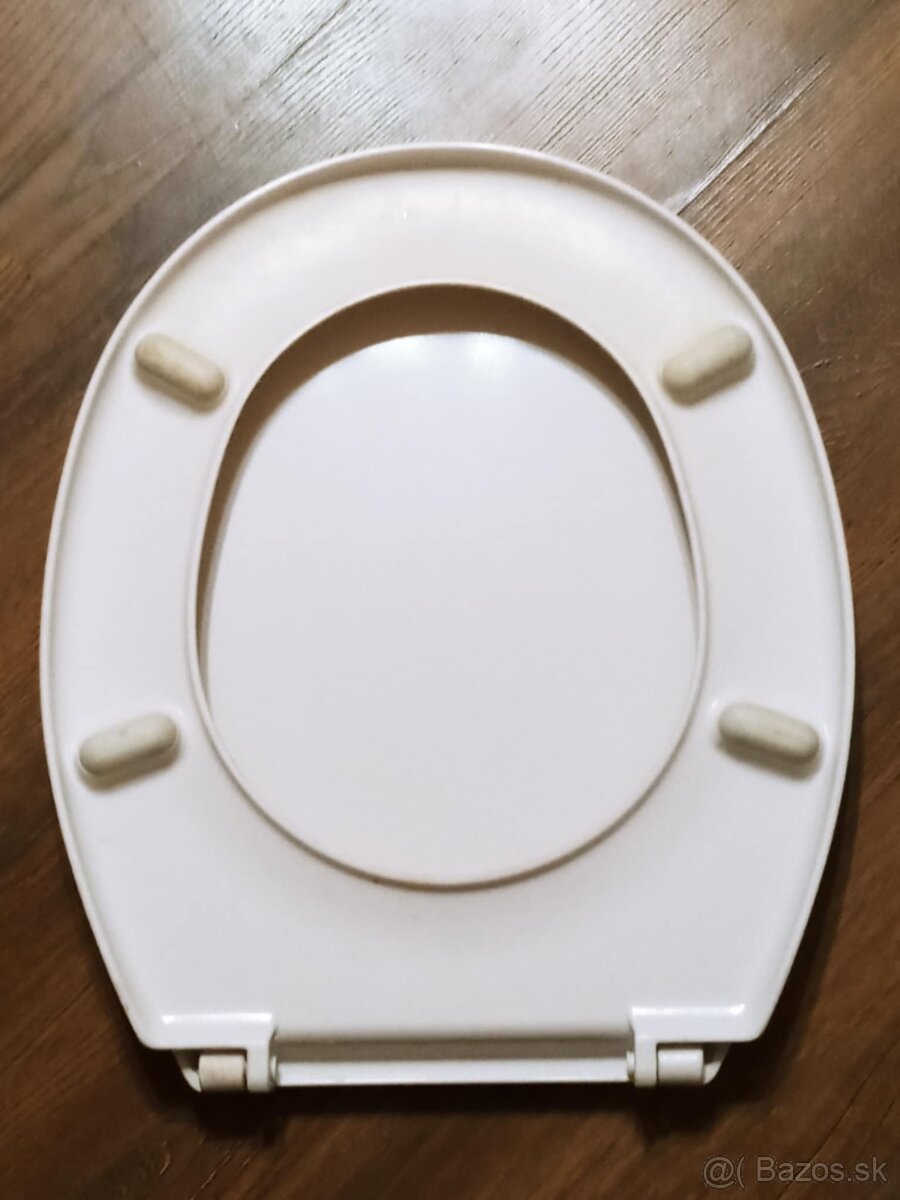 Sedadlo na tolaetu piktogramom muž a žena AKCIA - 2