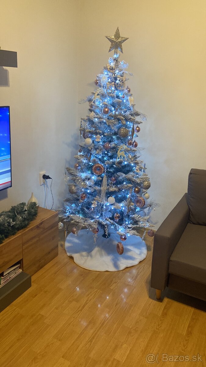 Vianočný stromček 160 cm - 2