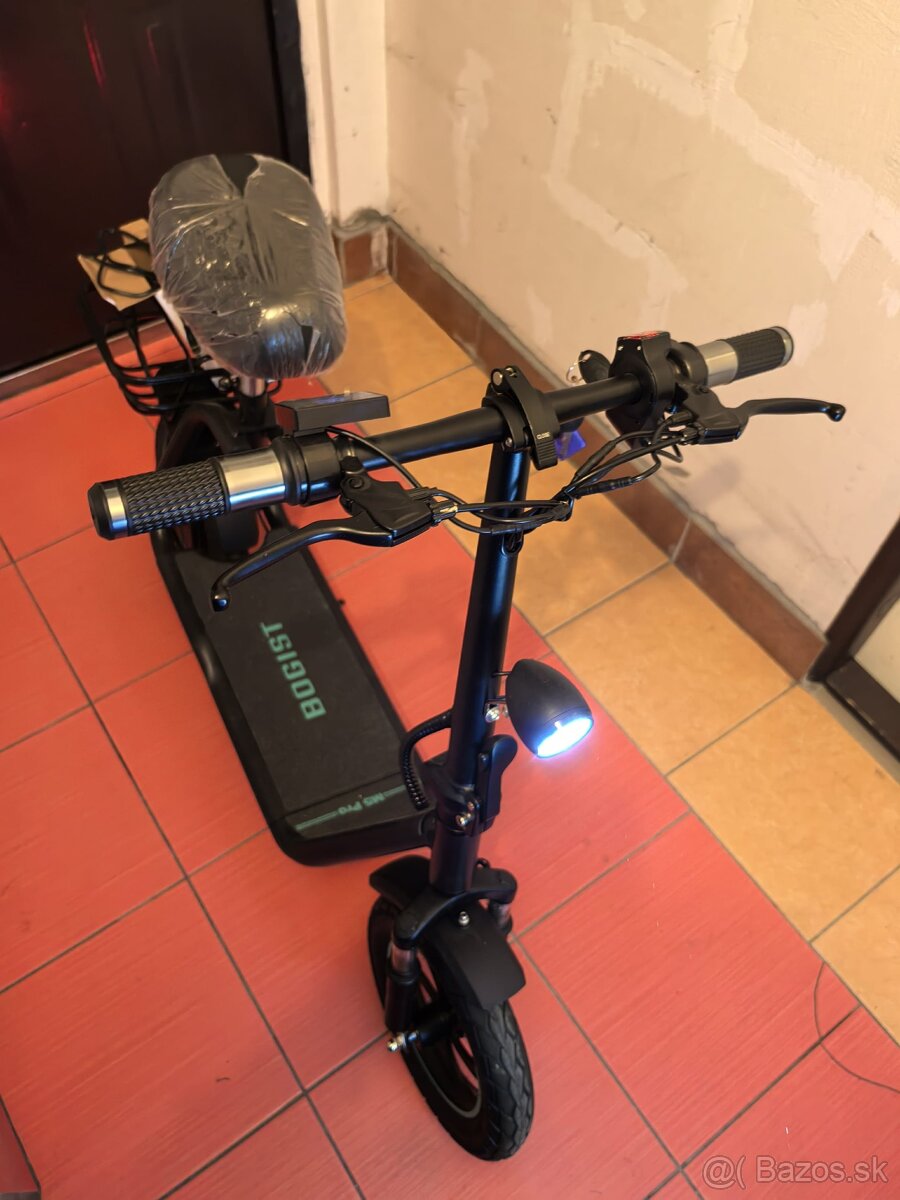 Elektricka kolobezka - 2