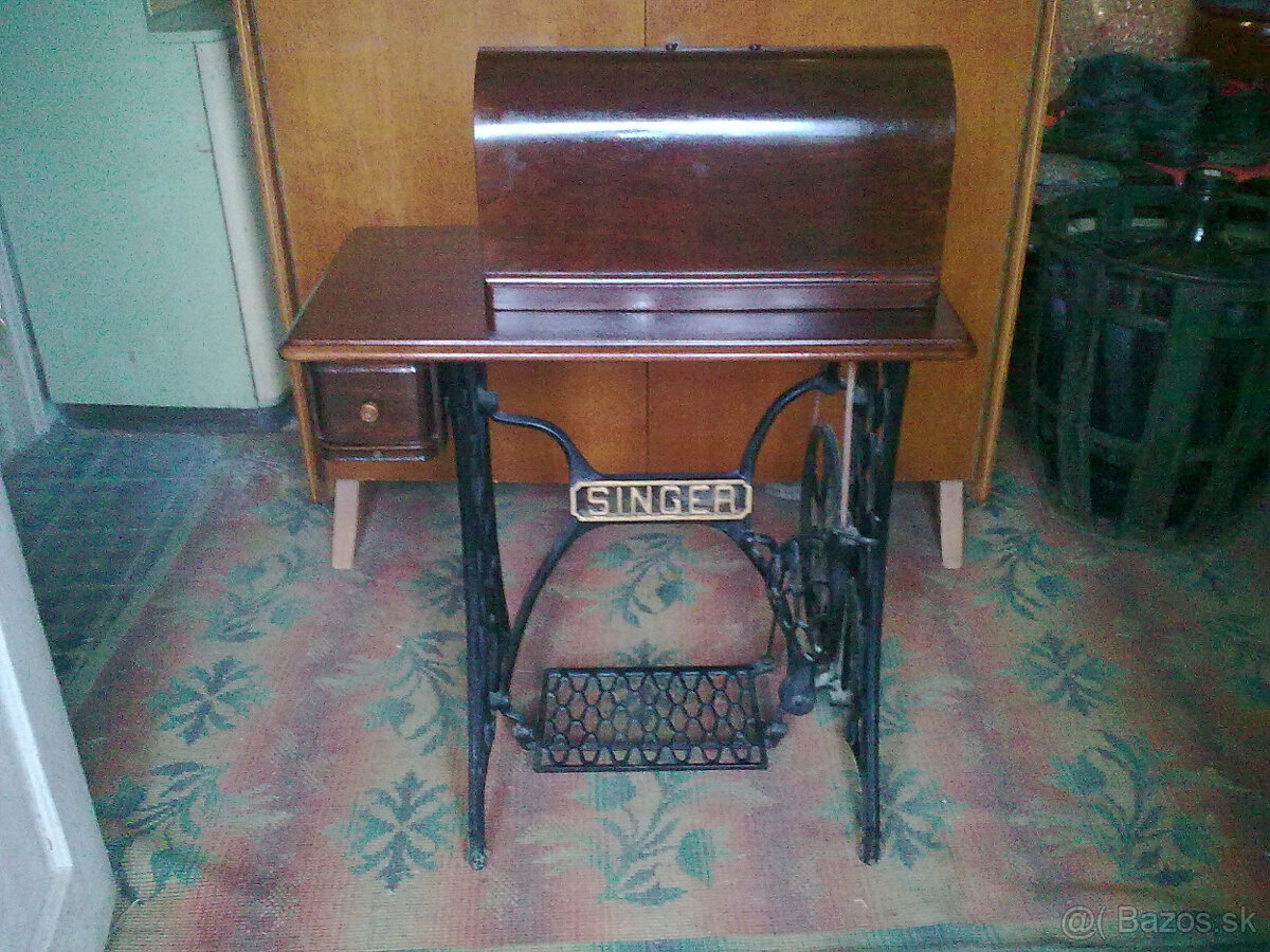 STROJ SINGER - 2