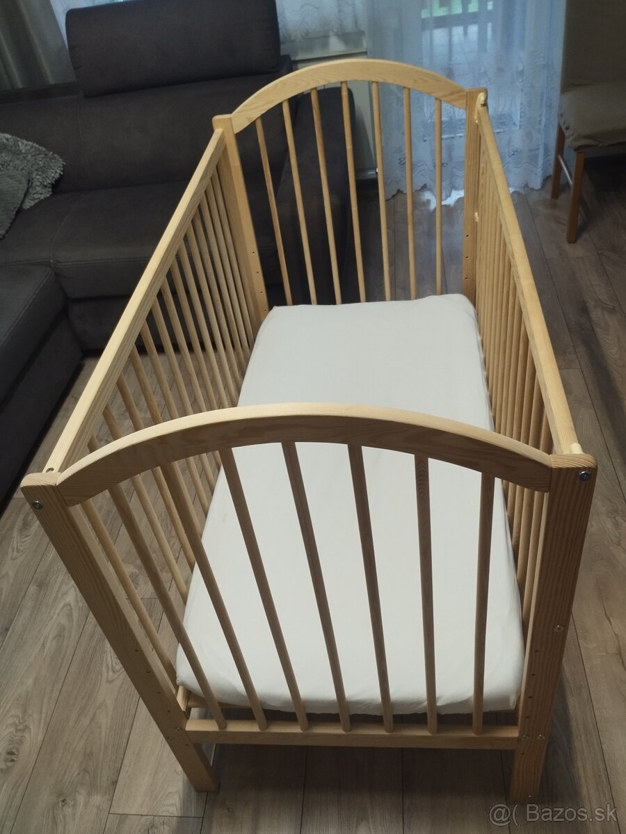 Detska drevena postielka - 2
