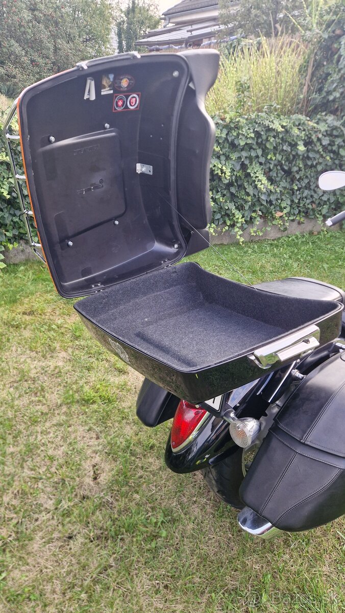 Yamaha xvs 1300 a - 2