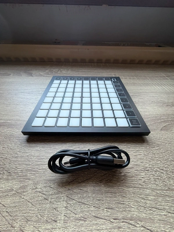 Novation Launchpad Mini MK3 - 2