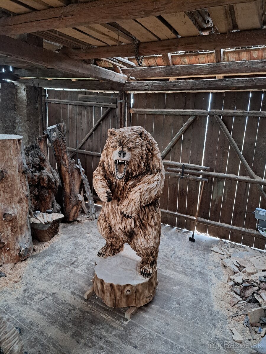 Drevorezba medved z dreva - 2