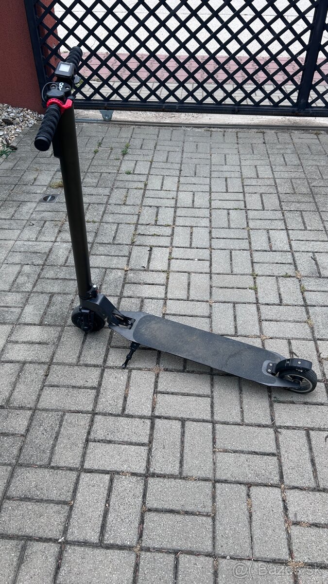 Elektrická kolobežka UGO - 2
