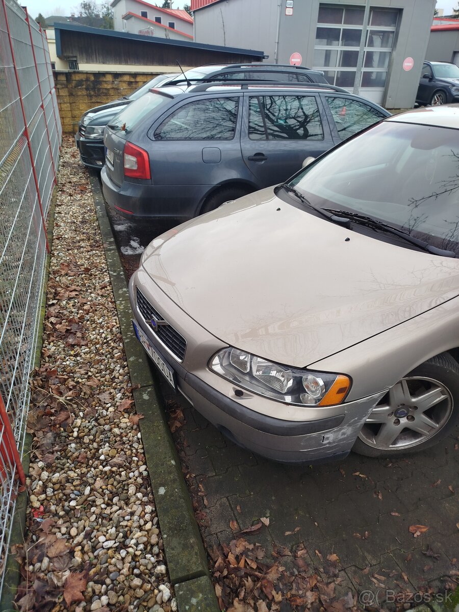 Volvo S60 - 2