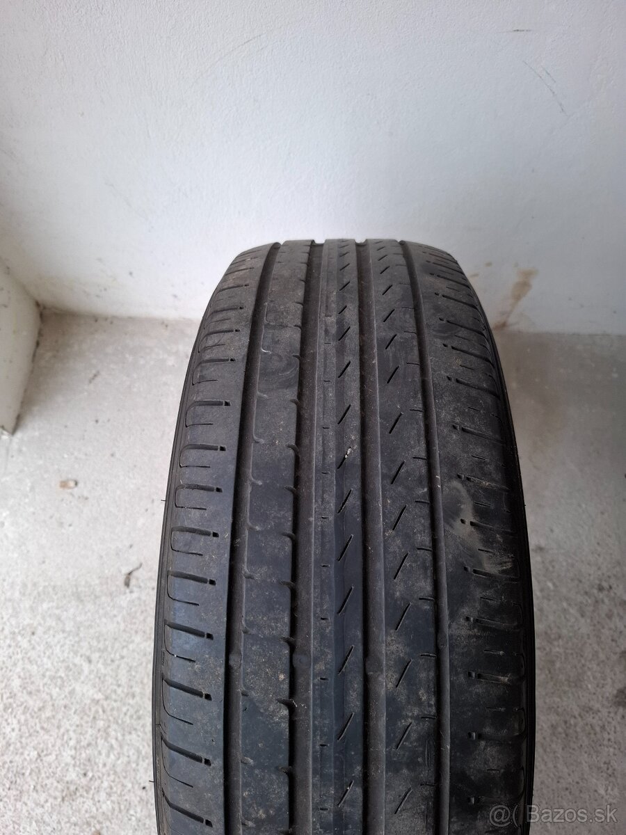 Letné pneumatiky Pirelli 215/65 R17 - 2