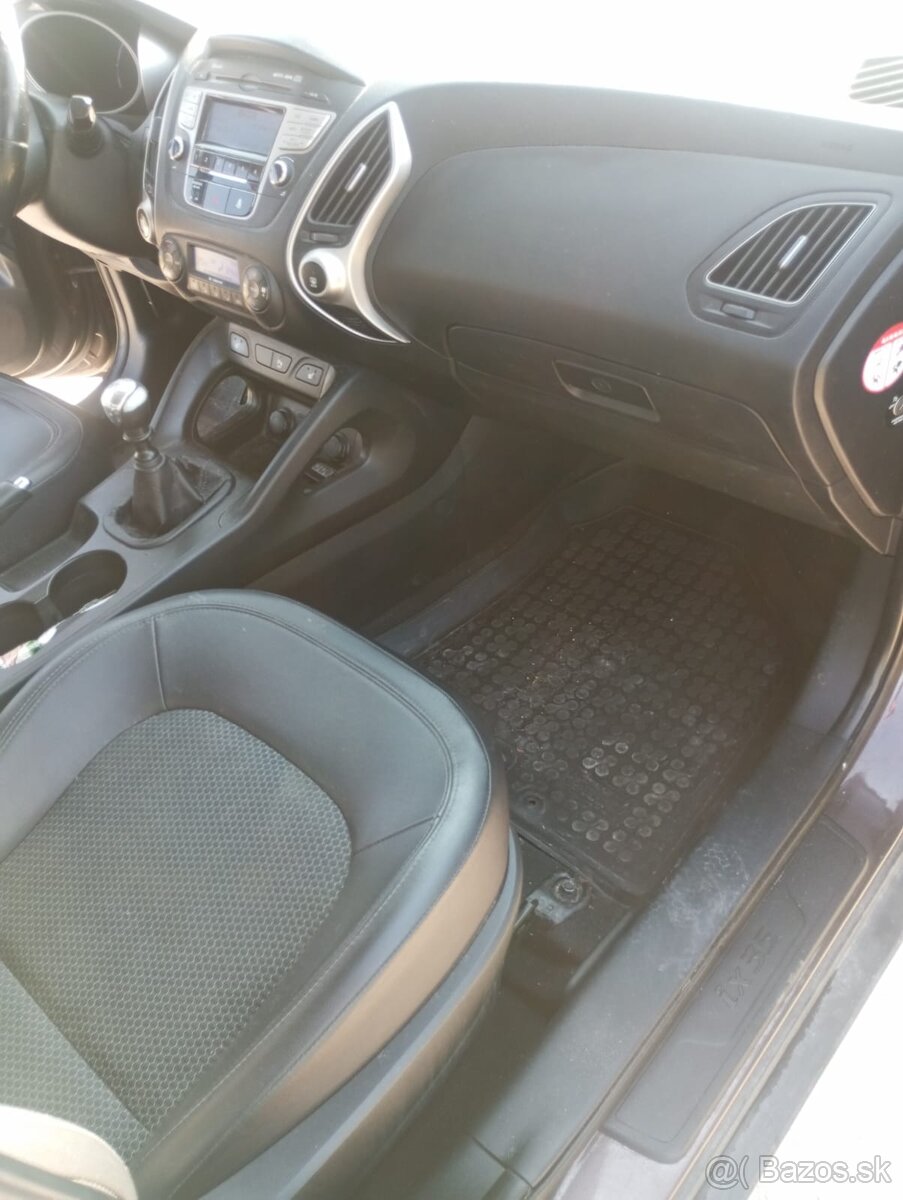 Predám Hyundai ix35,1.7 CRDi, nová EK,TK - 2