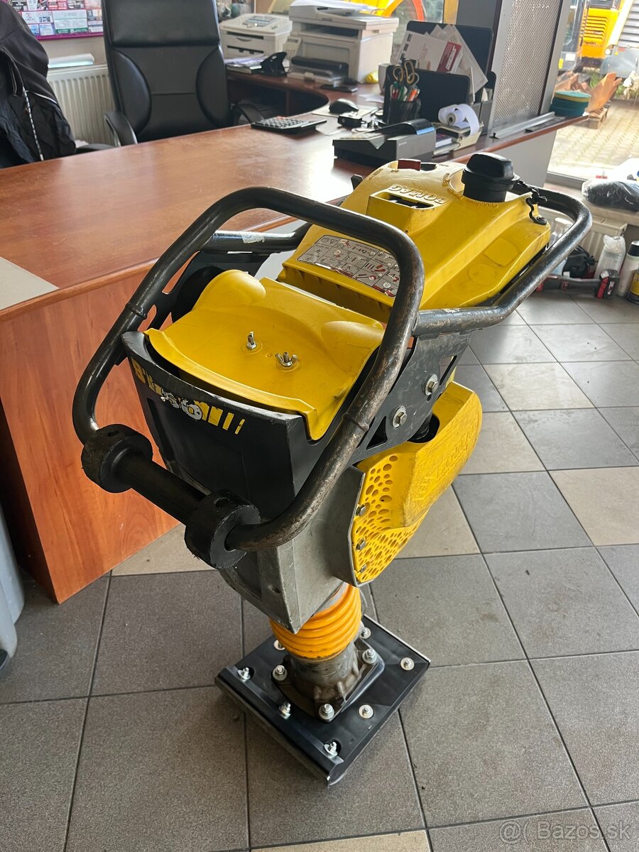 Vibracna zaba, noha, pech Bomag BT 60, Wacker Neuson Atlas - 2