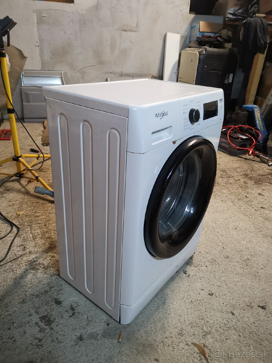 Práčka Whirlpool - 2
